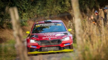 PADRE DE MAX VERSTAPPEN DEJA HUELLA EN EL RALLY EUROPEO