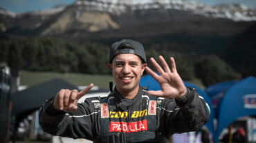 SEBA OLGUÍN AGIGANTÓ SU HISTORIAL GANADOR EN EL COPEC RALLYMOBIL